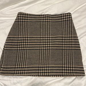 H&M Skirt Houndstooth Print Size 6 Black Tan Lined Mini Womens